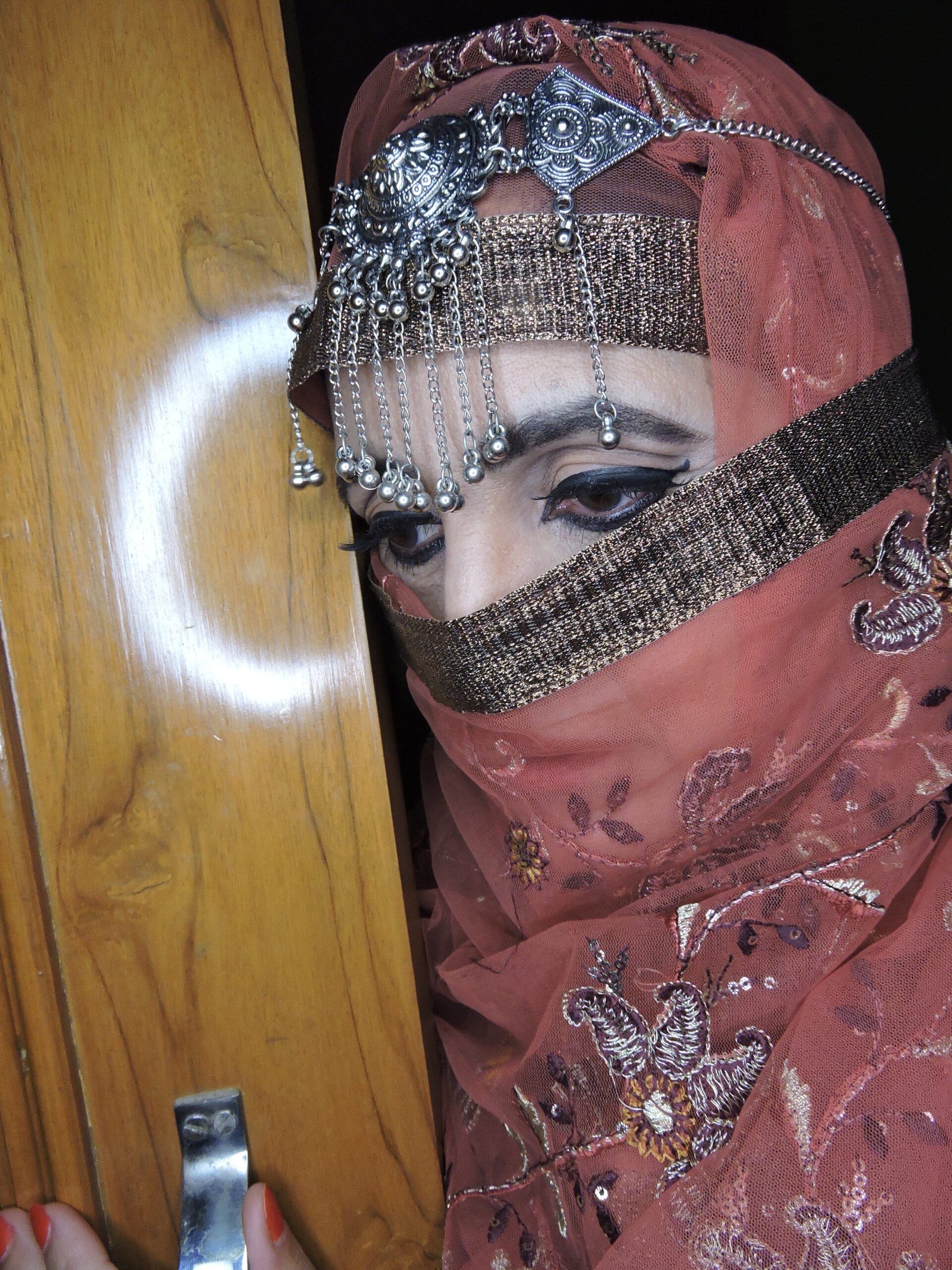 दिल की तन्हाई और खामोश एहसासों पर आधारित भावनात्मक शायरी