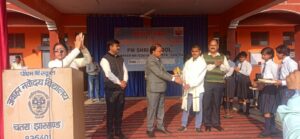 सरप्राइज सम्मान समारोह