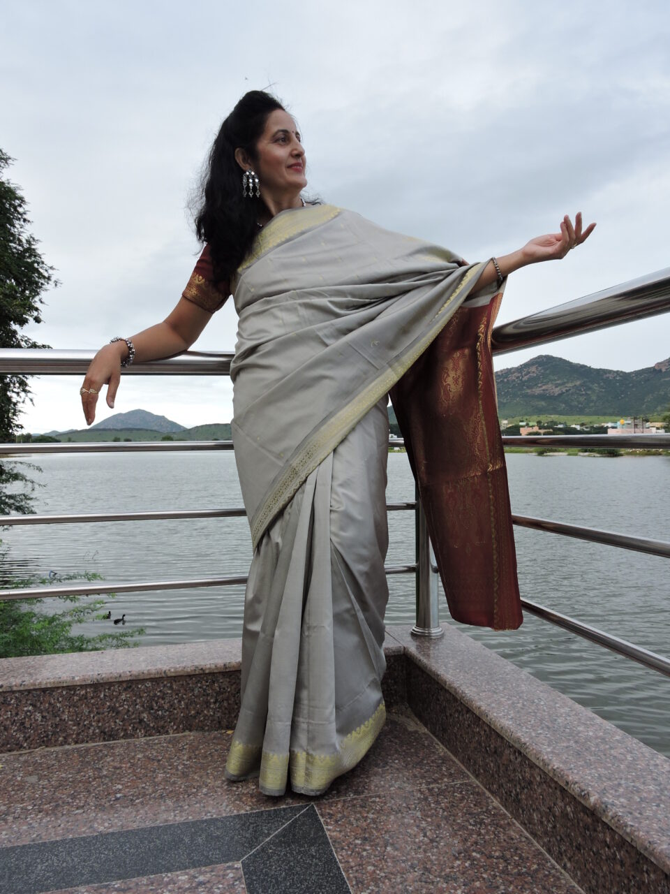 सुषमा की कलम से संपादकीय लेखिका सुषमा की फोटो