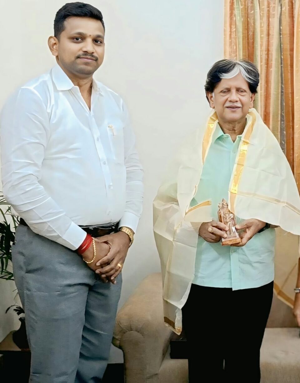 DR. A. Angappan conveys birthday wishes to Anil Shastri while honoring the legacy of former Prime Minister Lal Bahadur Shastri and the historic association with Sandow M.M.A. Chinnappa Devar.