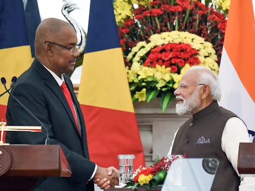 सेशेल्स दौरे से लौटे पीएम मोदी, भारत-सेशेल्स के बीच 9 समझौते और ₹1250 करोड़ की सहायता